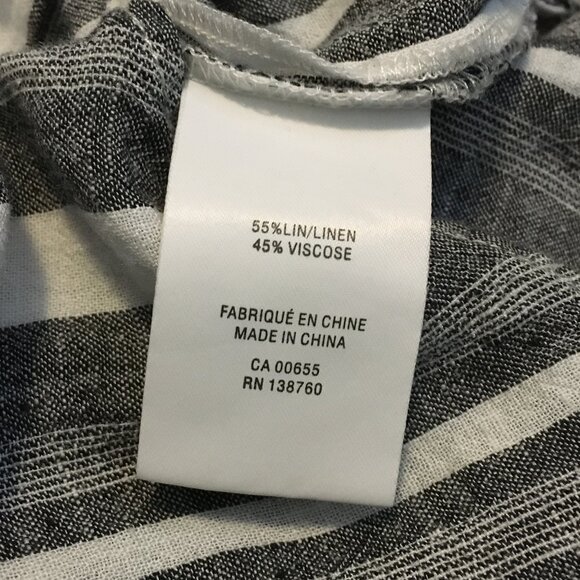 Vertical Barcode Stripe Button Accent Linen Tunic Tank Top - Picture 9 of 14